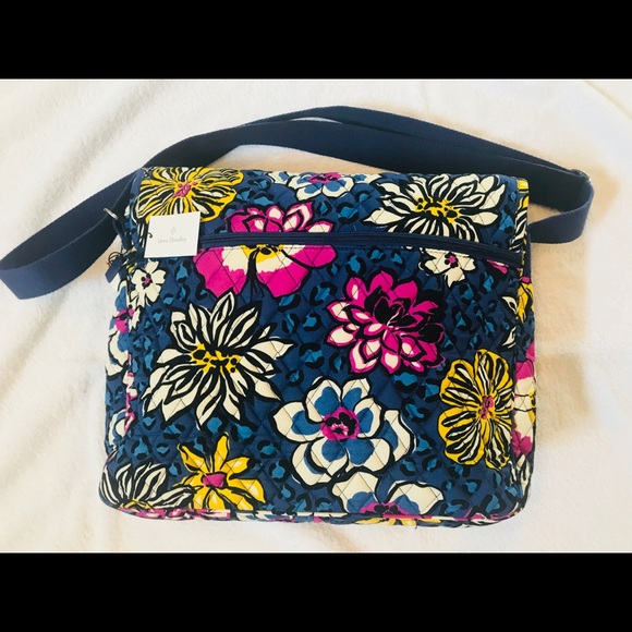 🎉HOST PICK 12/11🎉 NWT Vera Bradley laptop bag - Picture 2 of 5